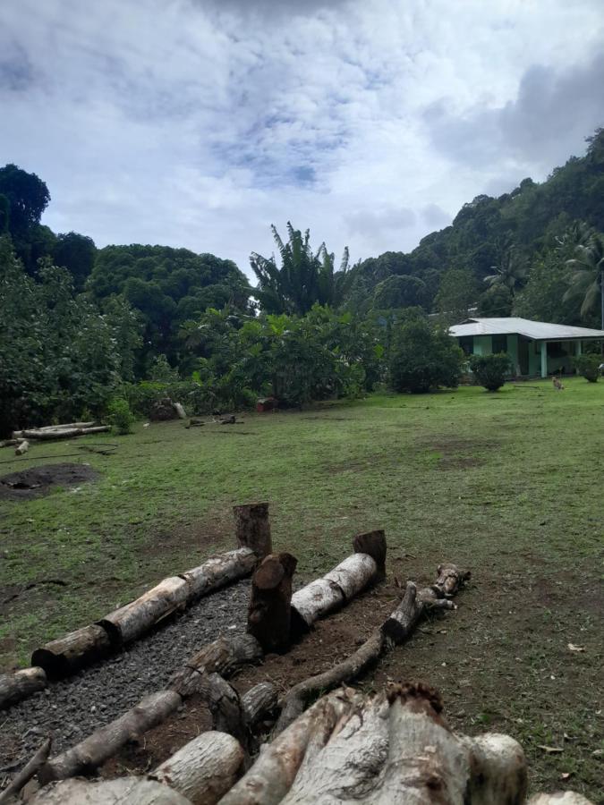 Ravehei Smile Relais 2 Moorea Afareaitu المظهر الخارجي الصورة