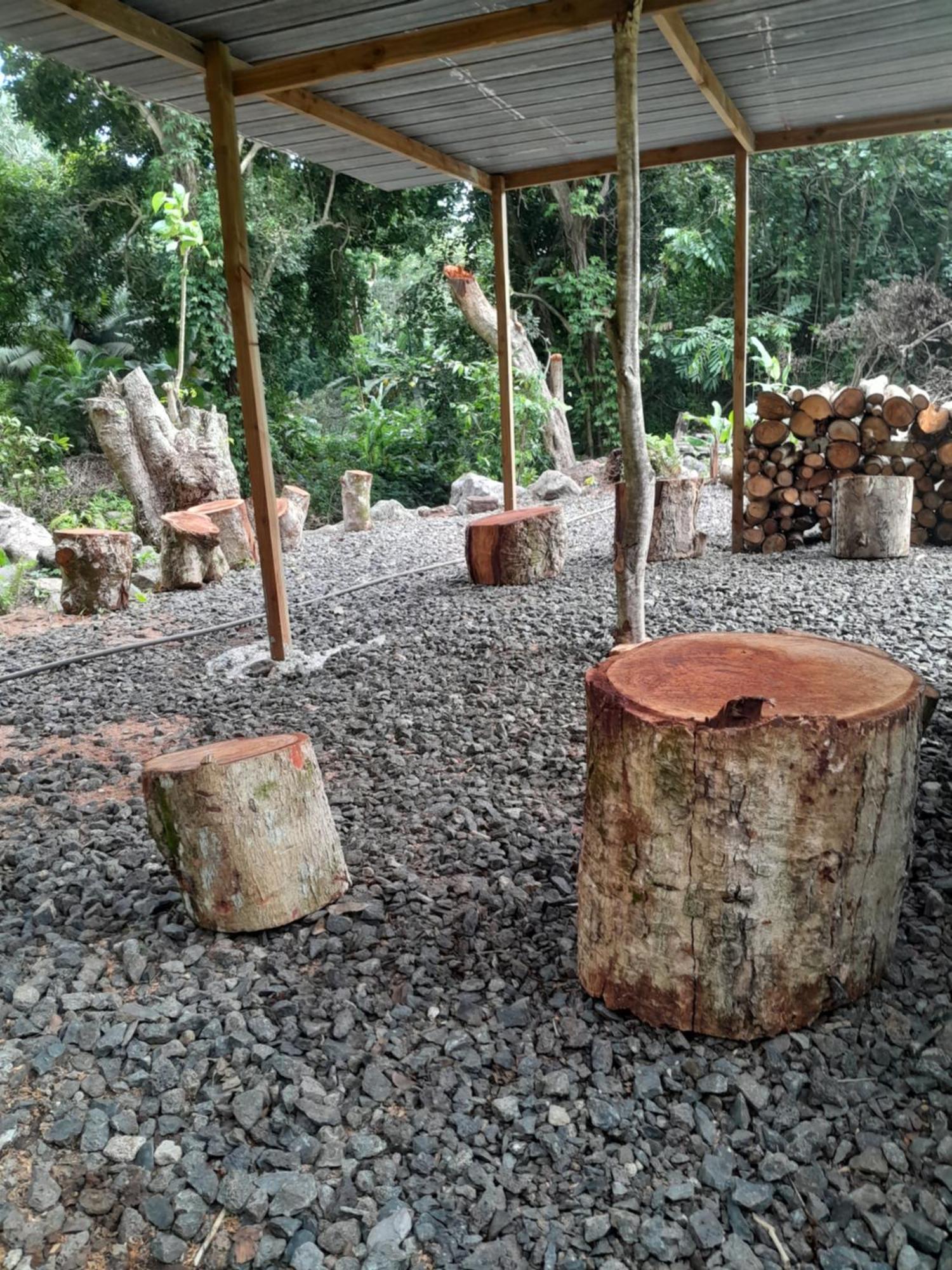 Ravehei Smile Relais 2 Moorea Afareaitu المظهر الخارجي الصورة